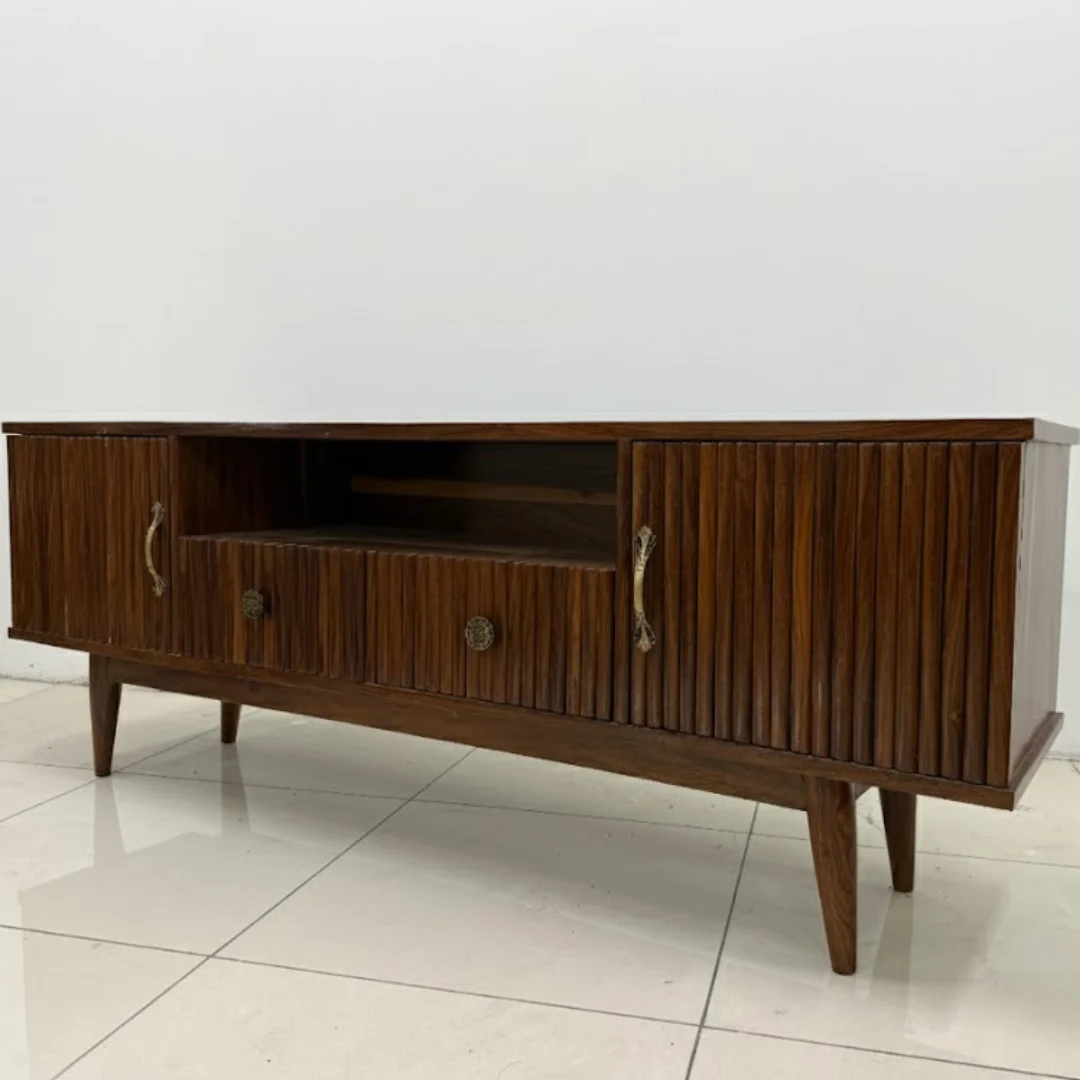 LUXURY LIVING STARTS HERE